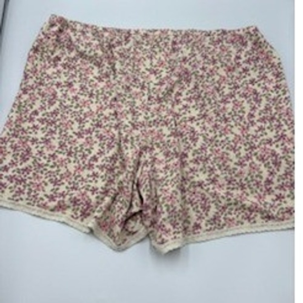 Life Is Good Pajama Shorts‎ Medium Cream Floral Lace Trim Sleepwear Cottagecore
